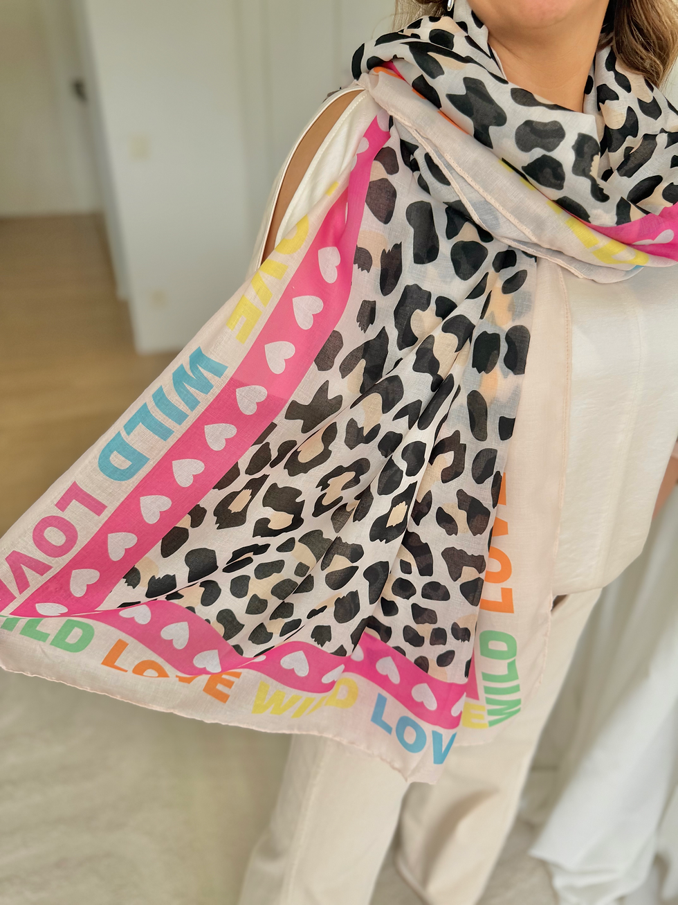 Thumbnail: 67682 Ecru sjaal met multicolor leopard print LM