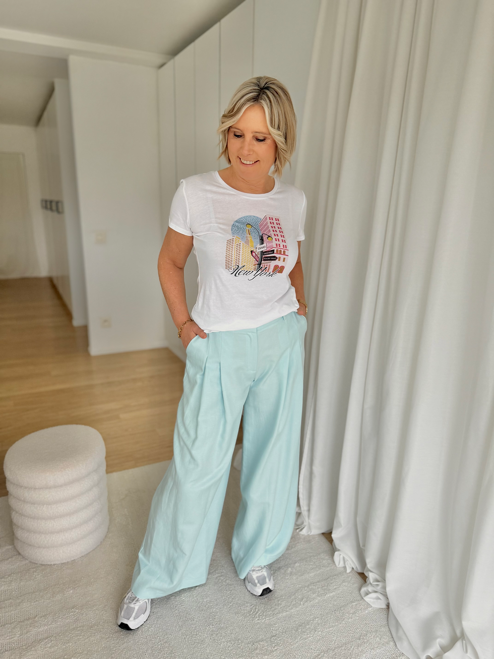 Thumbnail: 65702 Wit t-shirt met print in strass 'New York' Liu Jo