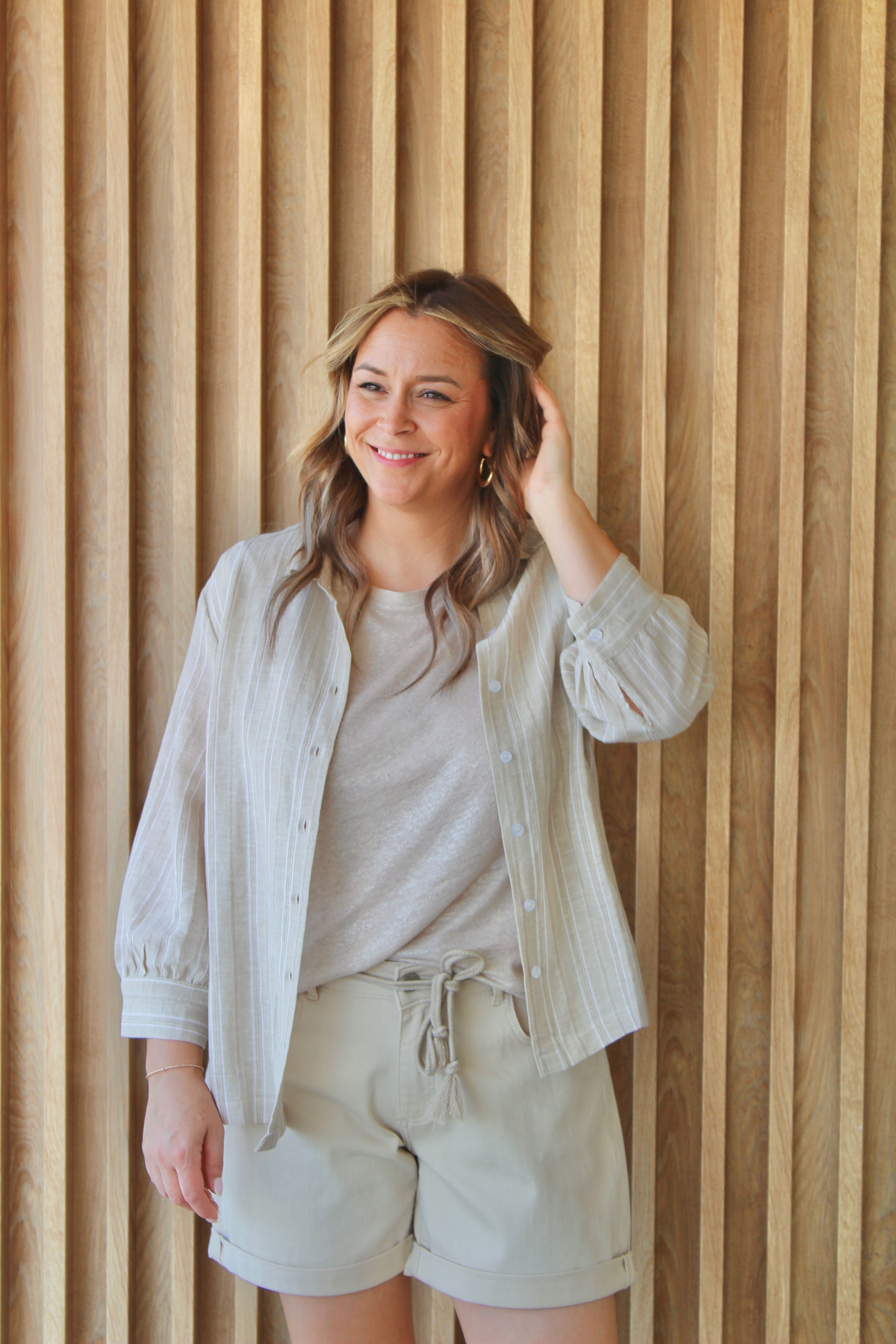 69226 Beige hemdsblouse met strepen Punto