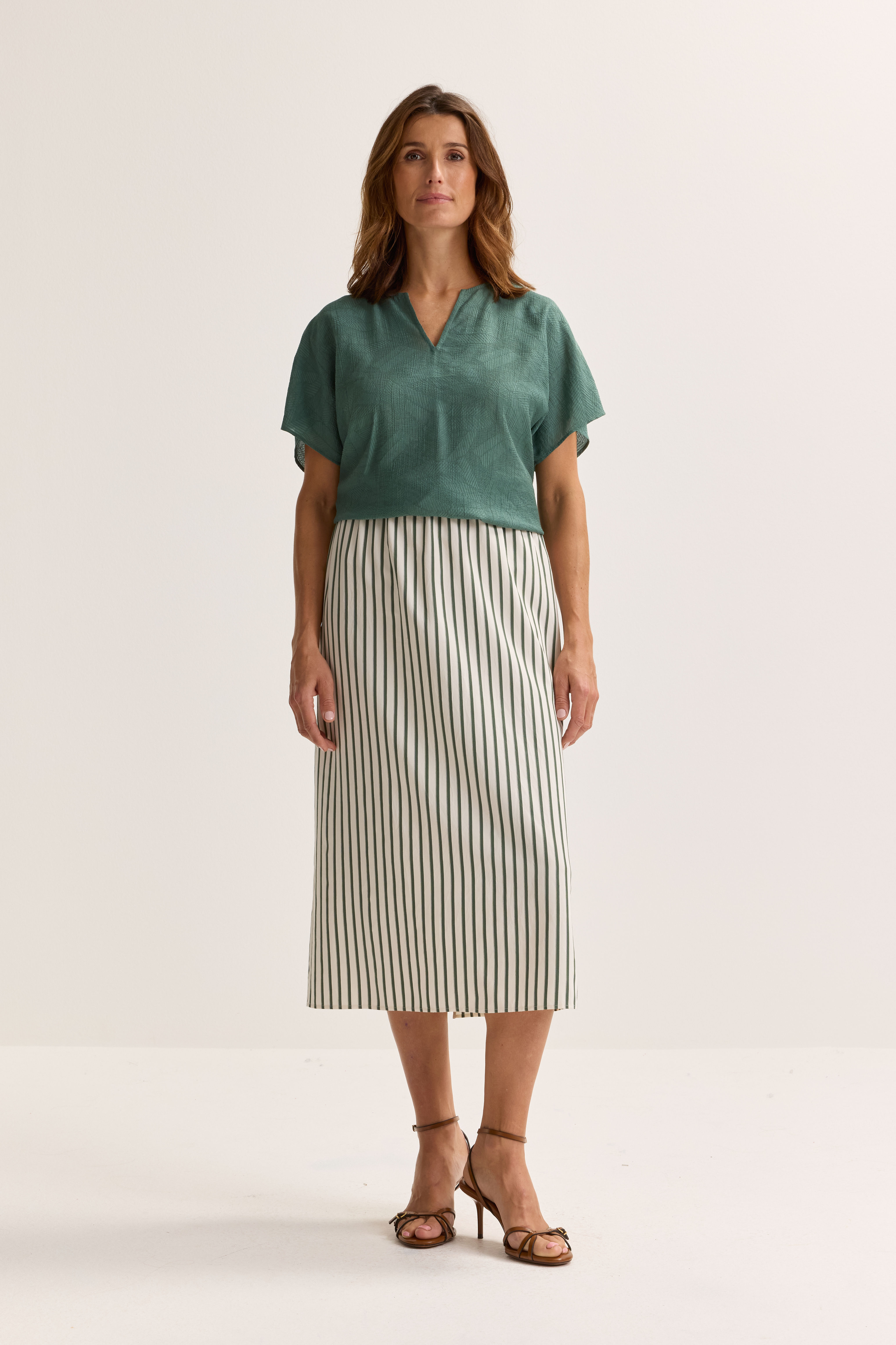 69744 Lichtgroene rok Mayerline