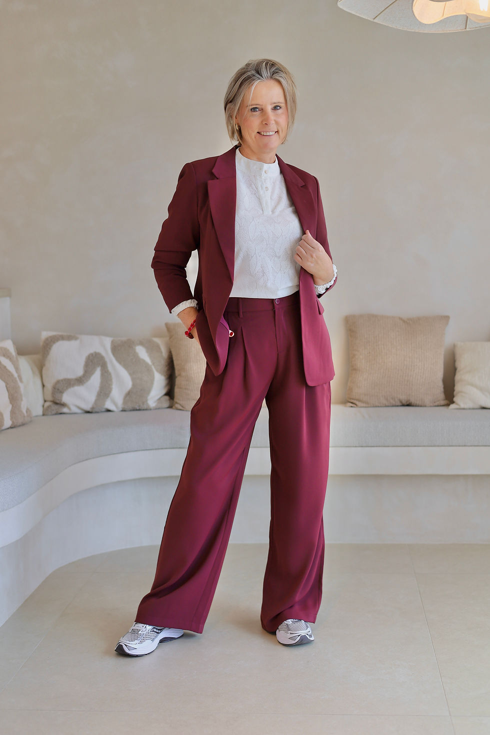 Thumbnail: 71702 Bordeaux blazer met opgestroopte mouw Esqualo