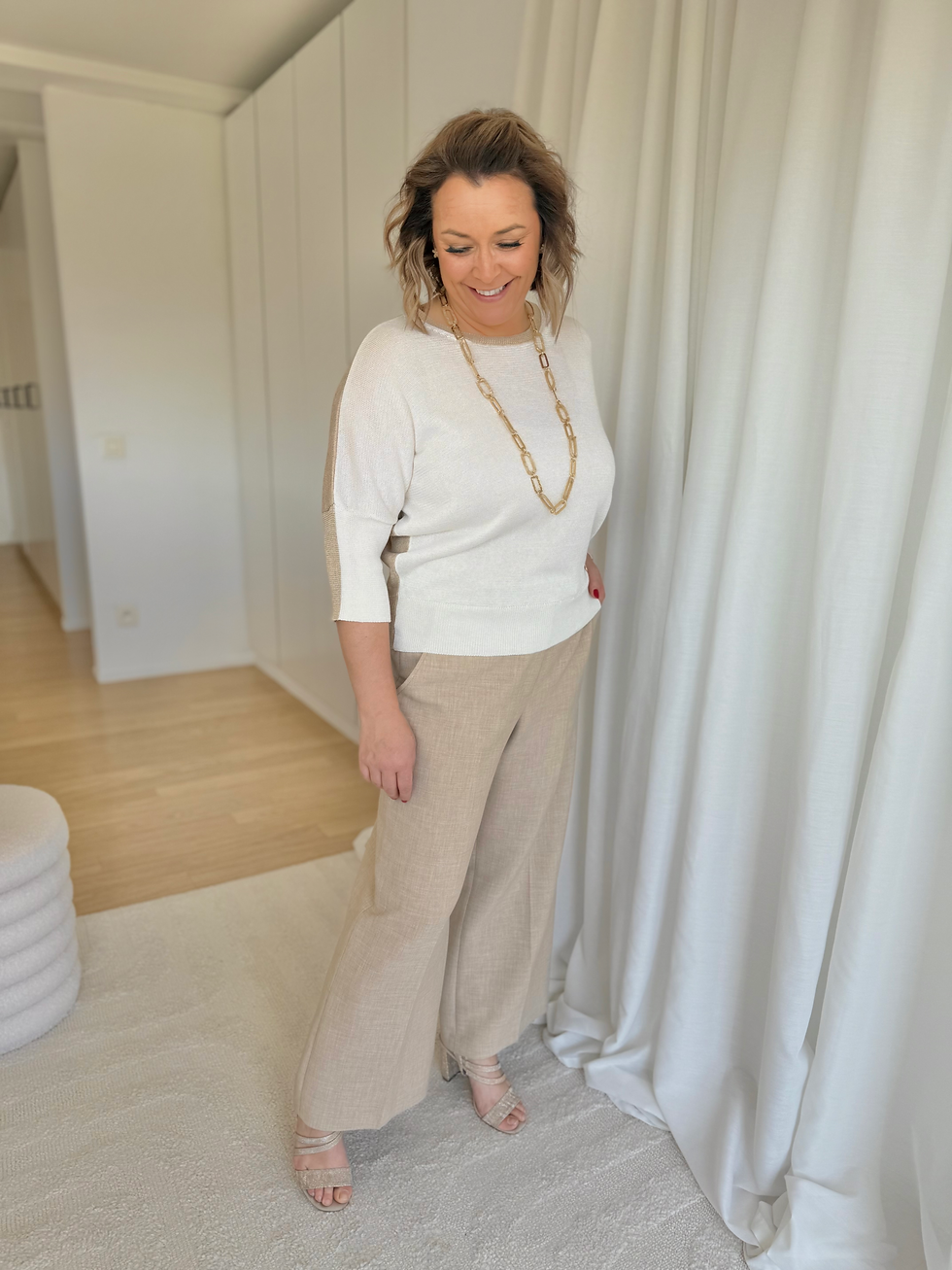 Thumbnail: 66364 Bi-color trui beige/ecru in viscose-kwaliteit Marie Méro