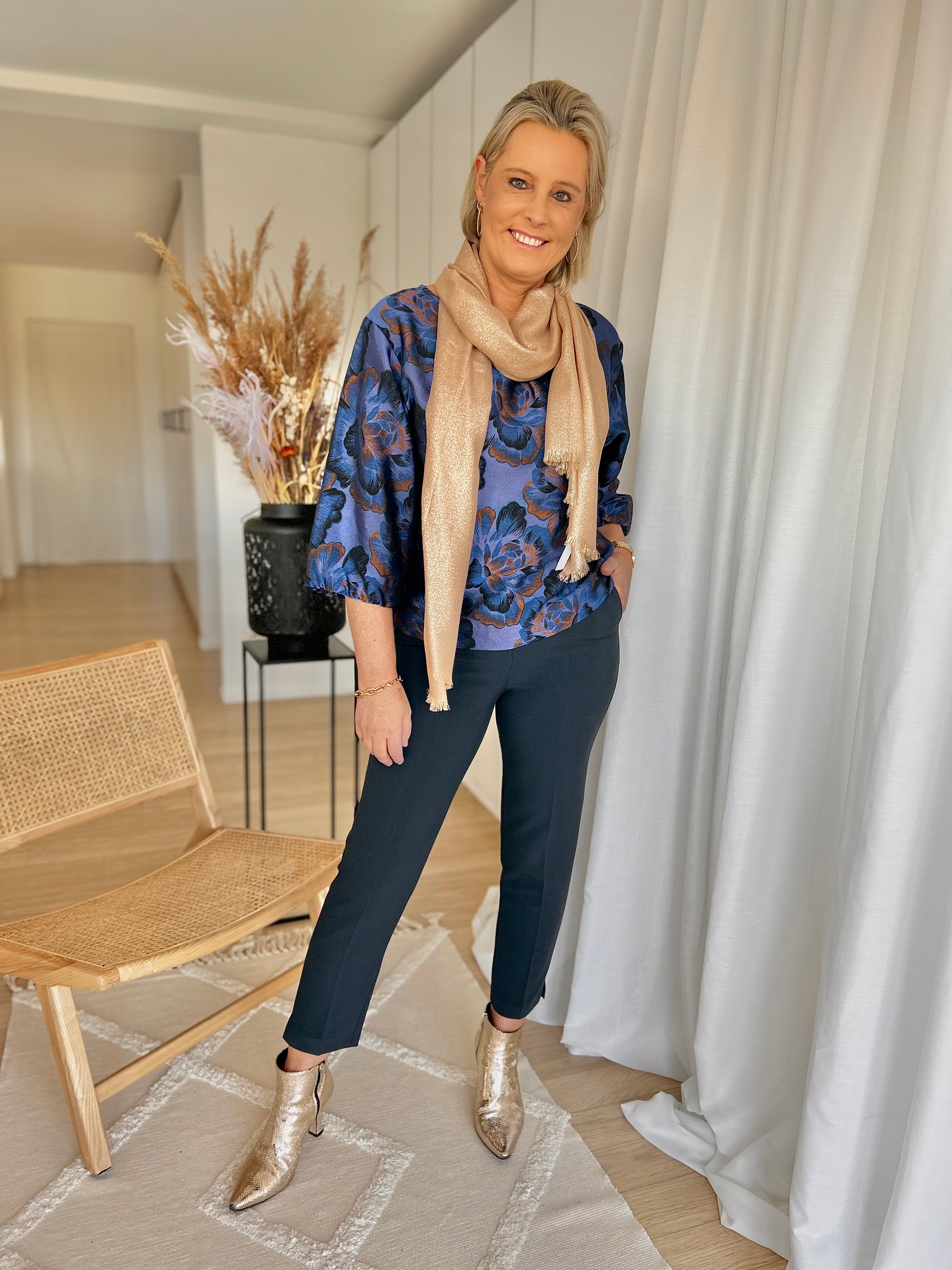 58871 Donkerblauwe chino-broek Marie Méro