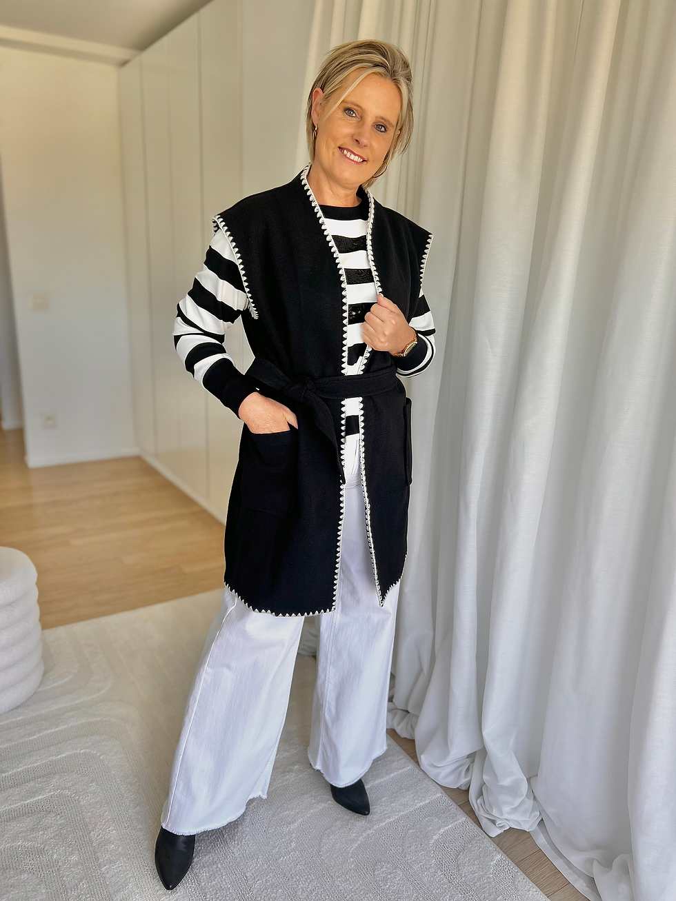 Thumbnail: 63360 Witte jeans met wijde pijpen hoge taille model "PALAZZO" van Cambio