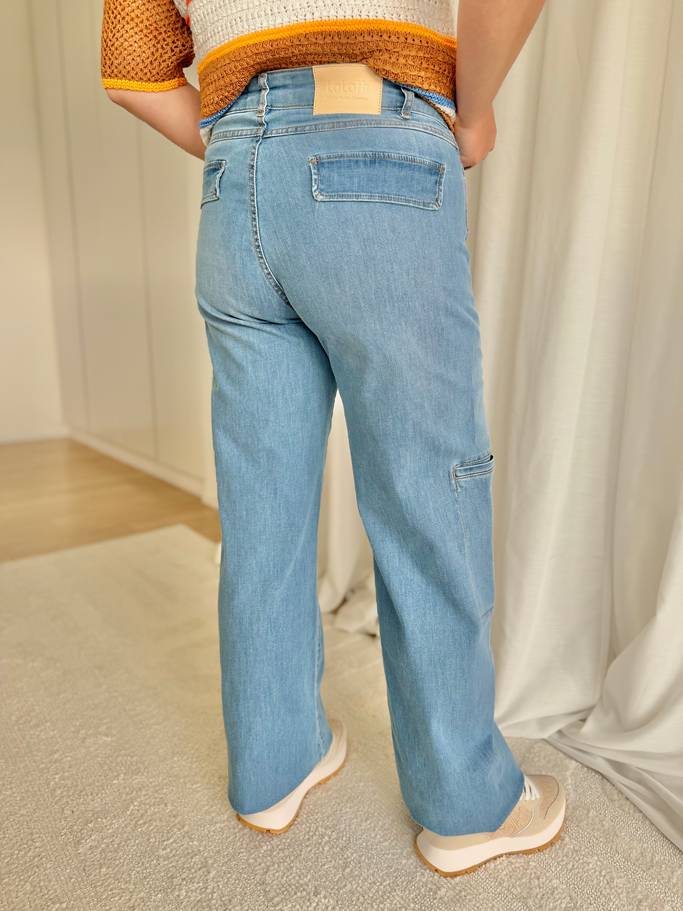 Thumbnail: 65855 Lichte jeans met platte zakken aan de zijkant hoge taille La Lot