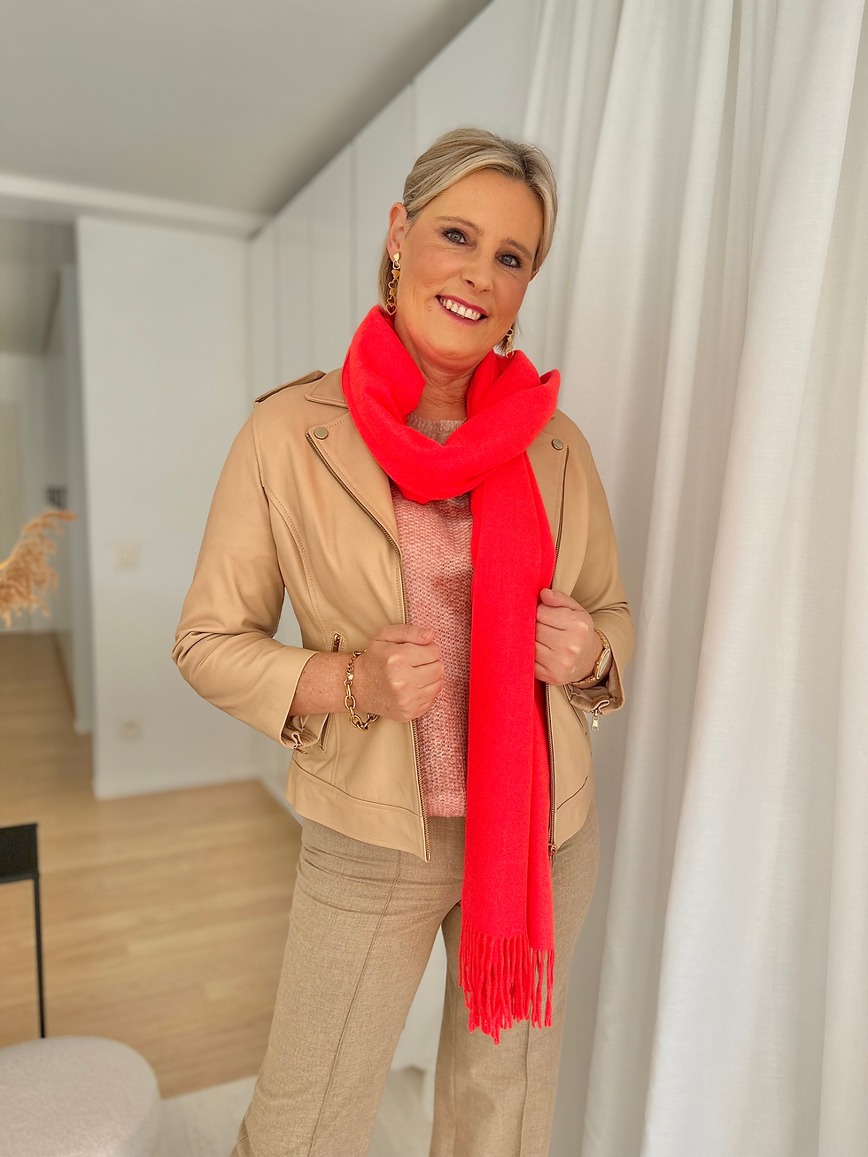 Thumbnail: 58943 Camelkleurige broek met plooi in flanel-stof Senso
