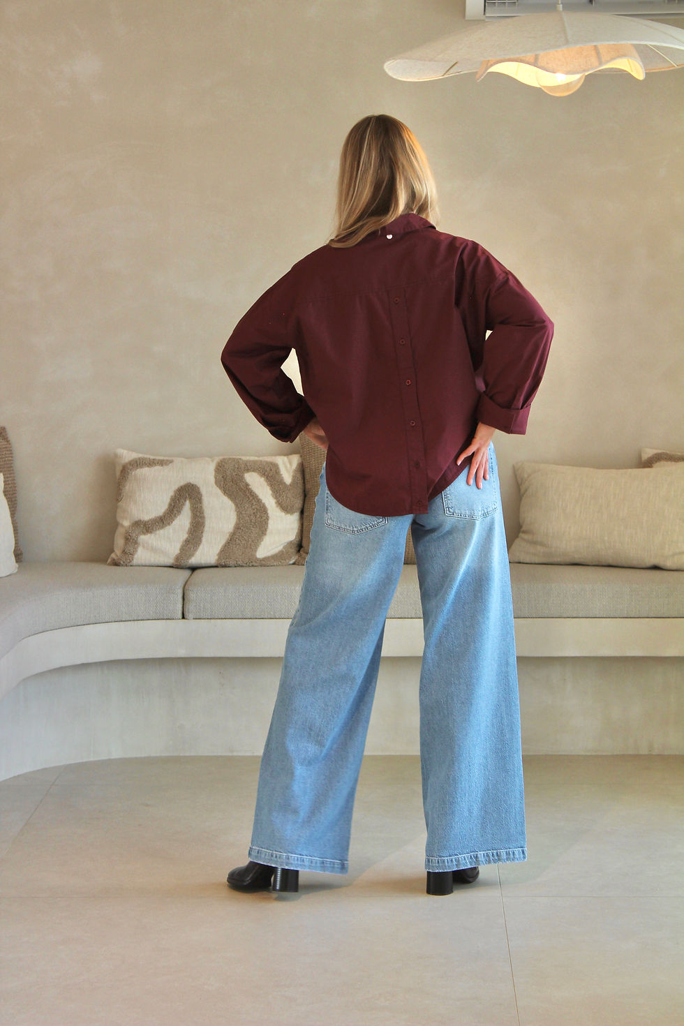 Thumbnail: 70769 Jeansbroek vintage style met wijde pijpen model 'CLOE' van Para Mi