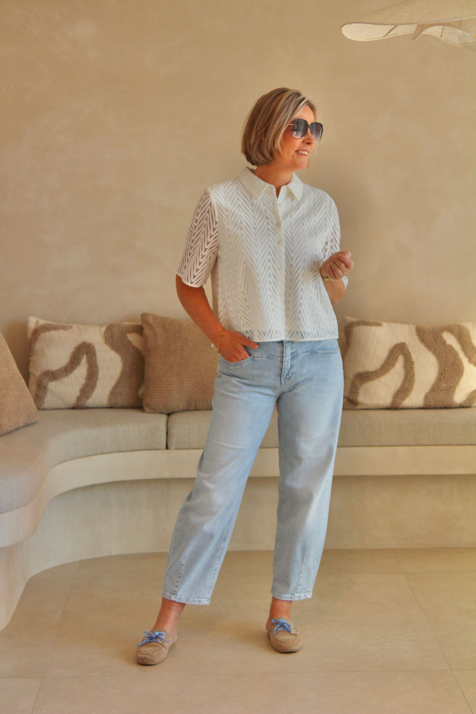 Thumbnail: 72245 Hemdsblouse met korte mouwen Comma