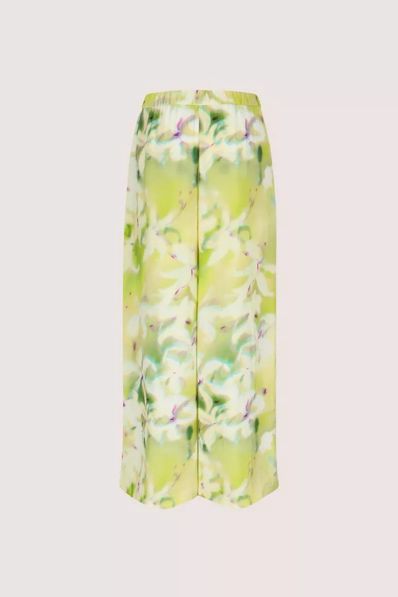 Thumbnail: 70145 Lichtgroene broek met bloemen cornita Mayerline