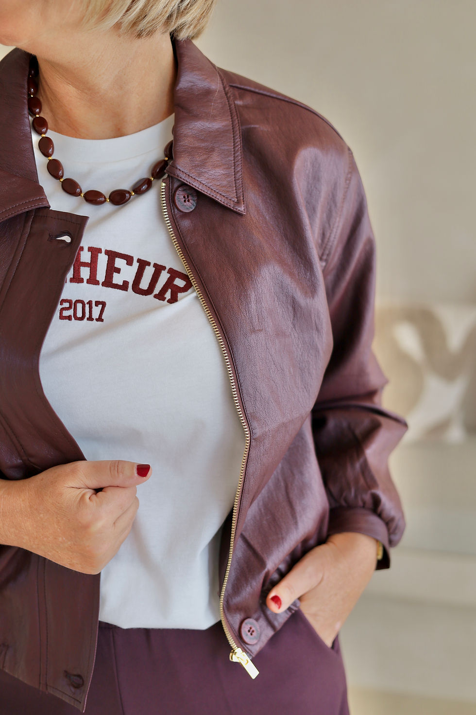 Thumbnail: 71273 Wit t-shirt boxy model op rekker "Bonheur" Nukus
