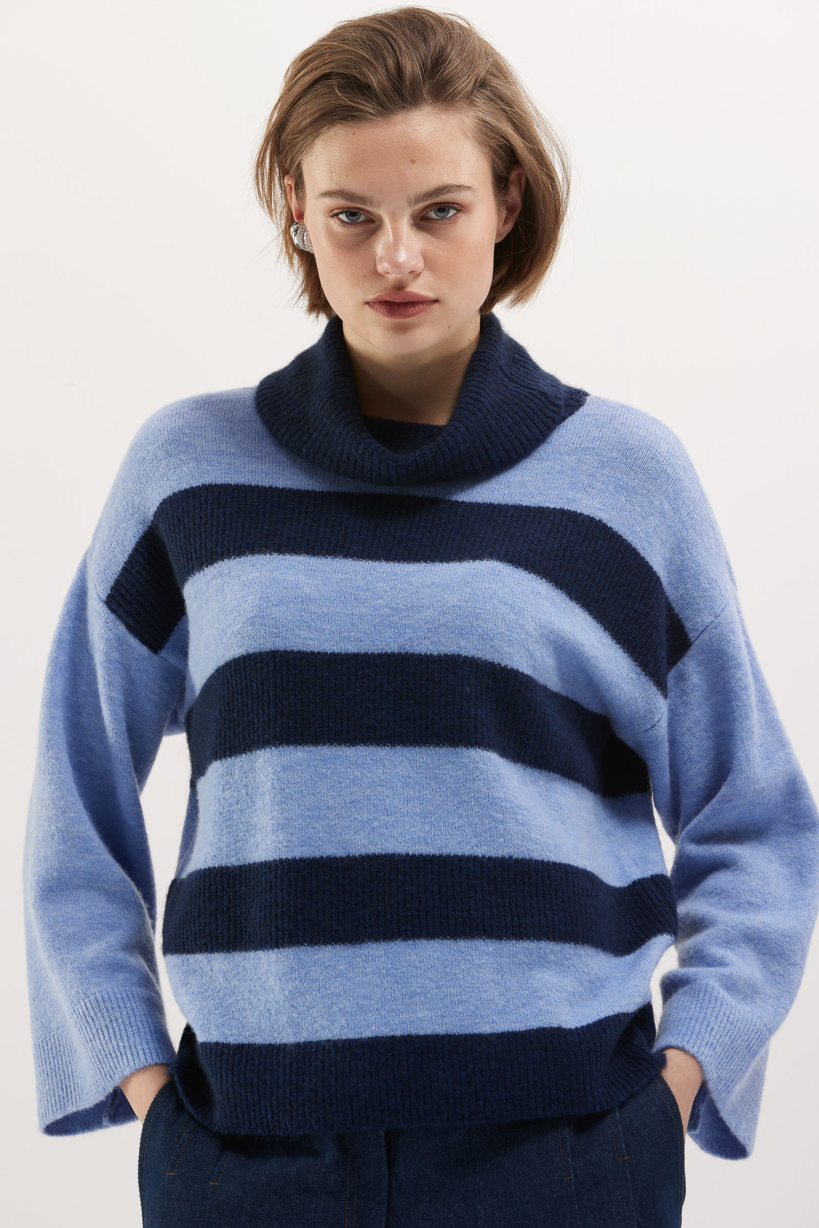 71539 Gestreepte blauwtinten trui Senso