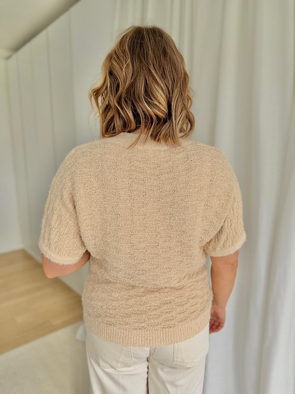 Thumbnail: 66371 Beige fluffy trui met fijne glinstering Marie Méro