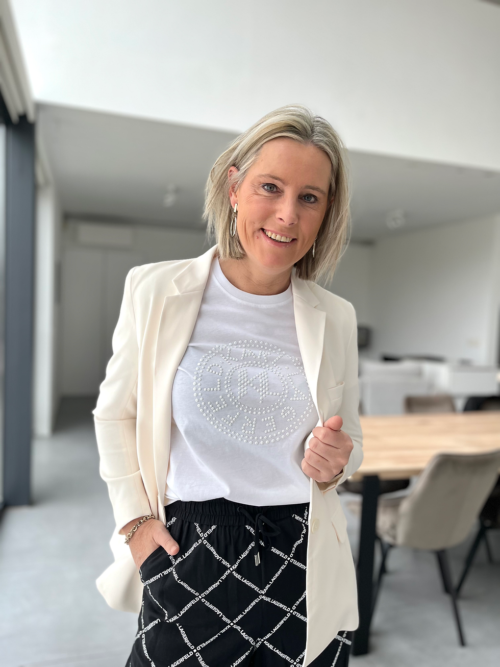 Thumbnail: 59772 Zwart broek op rek met logo KARL LAGERFELD