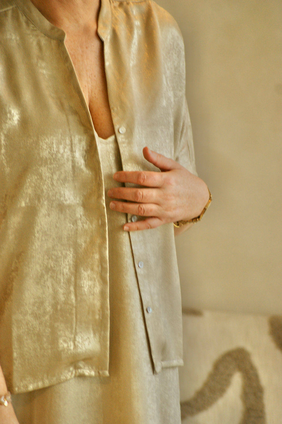 Thumbnail: 69339 Goudkleurige blouse Circle of Trust