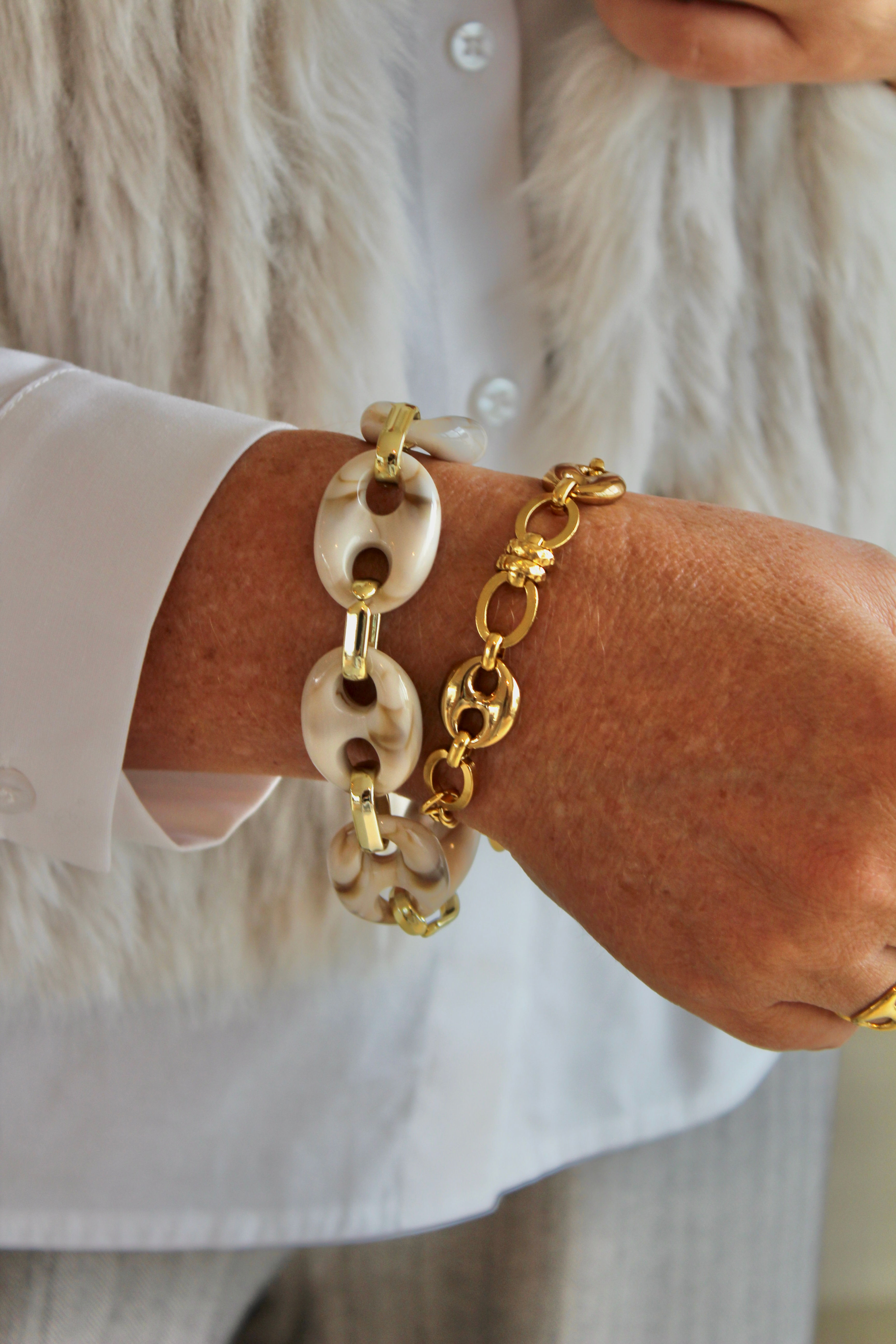 73468 Beige knoopdetail armband GWY
