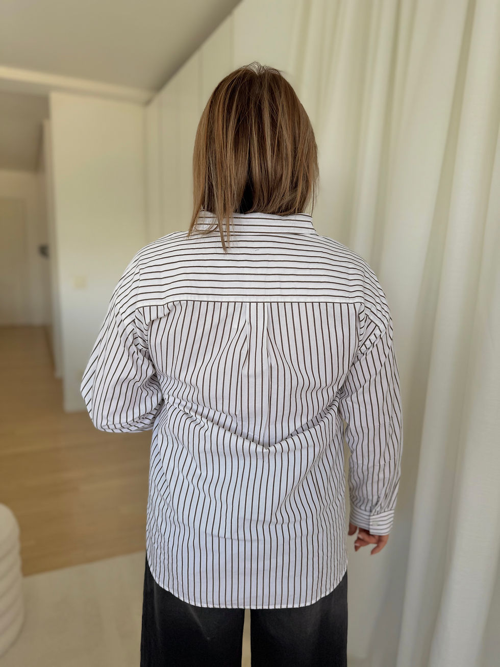 Thumbnail: 68043 Hemdsblouse met donkerbruine strepen en fantasie Senso