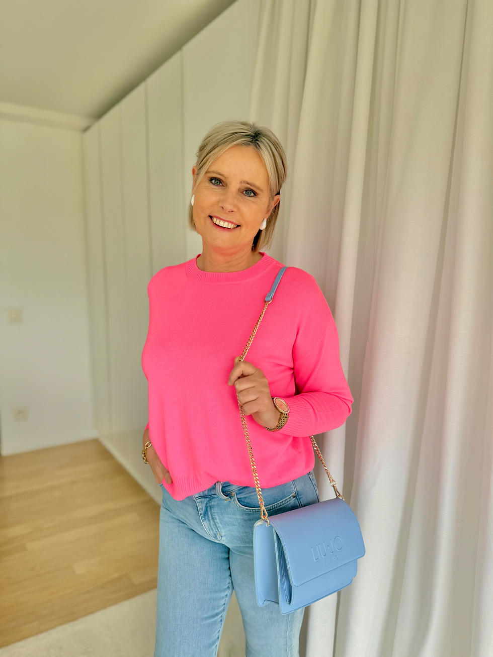 Thumbnail: 65898 Fluo roze trui superzacht met ronde hals La Lotti