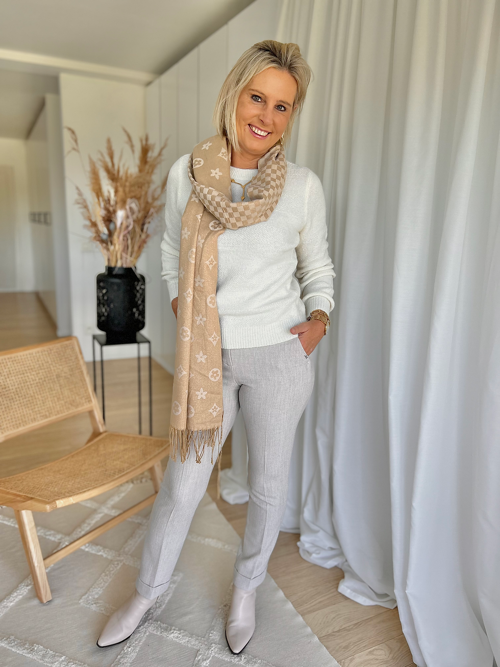 Thumbnail: 61479 Lichtbeige geklede broek chino-model "PHANTA BOORD" van Xandres
