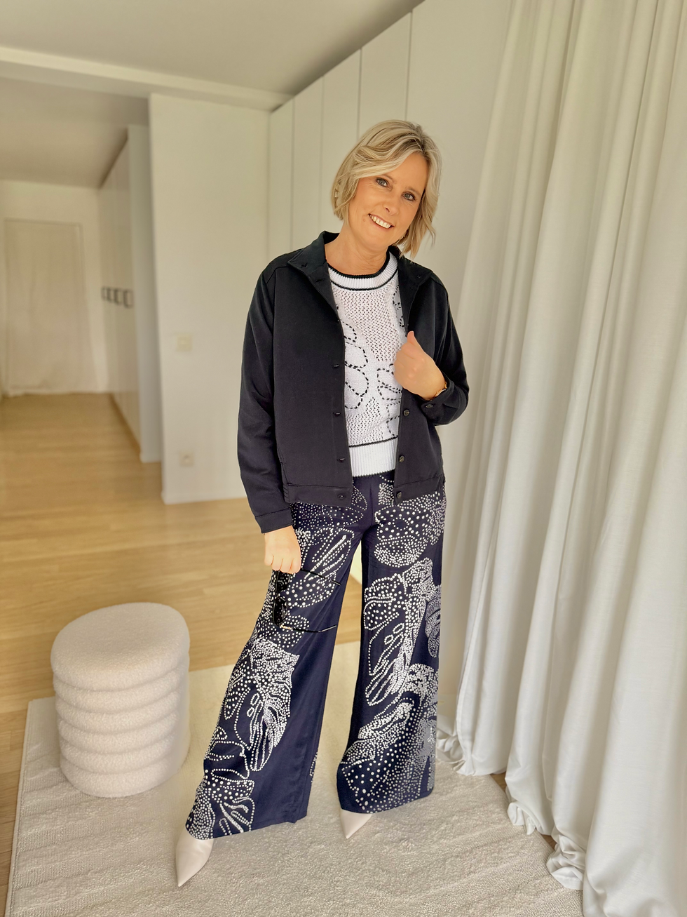 Thumbnail: 66962 Donkerblauw jasje met rekje bomber-model La Lotti