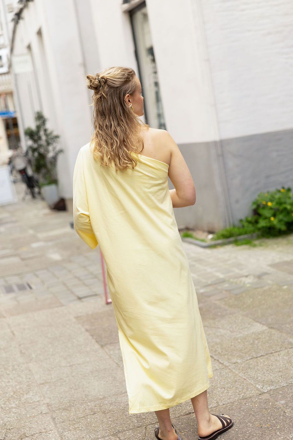 Thumbnail: Lou One Shoulder Dress Butter Yellow