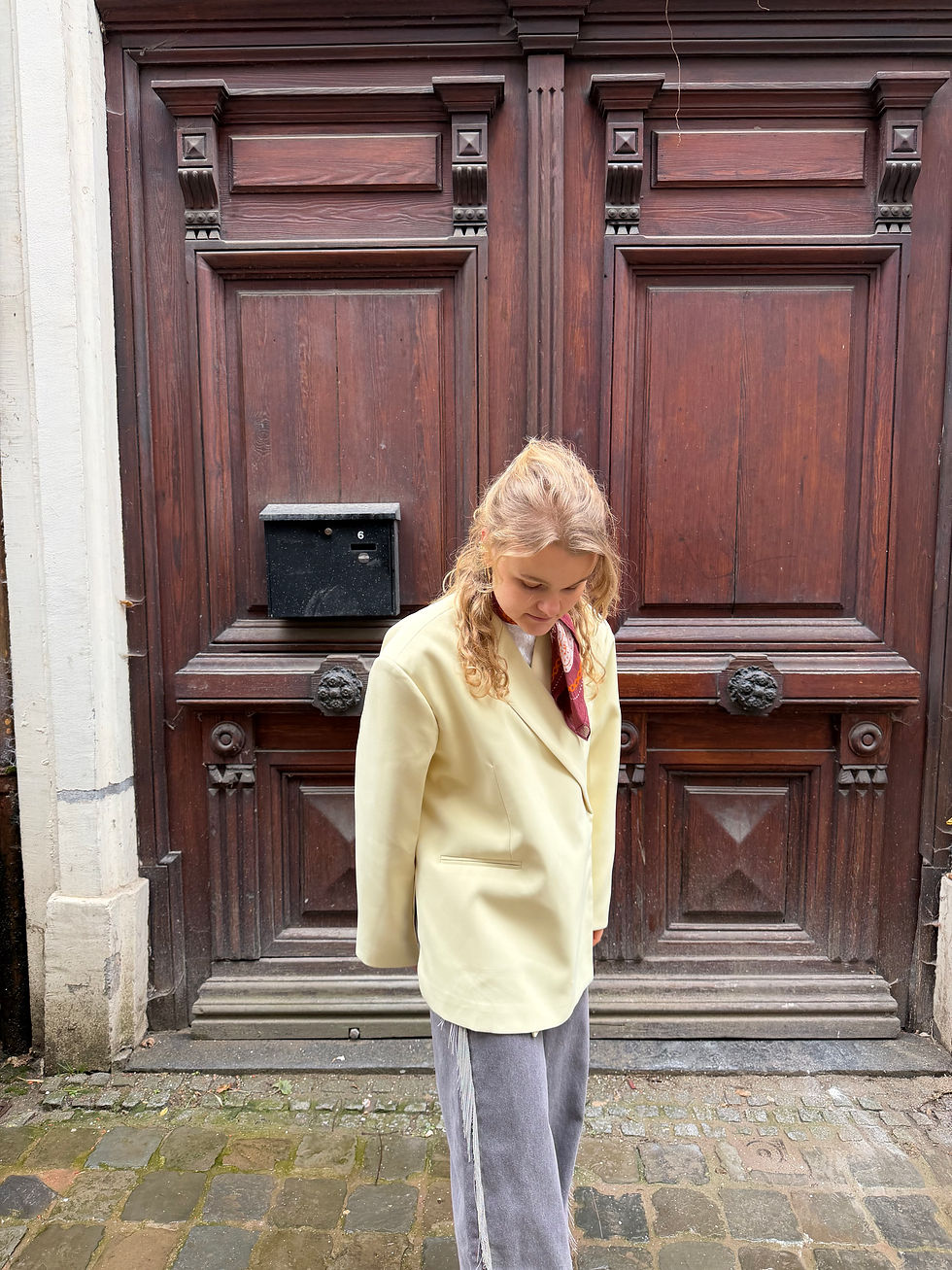 Thumbnail: Julie Oversized Blazer Butter Yellow