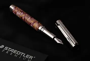 Steadtler-Premium-Pen-Of-The-Season-9PT1S3-Fountain-Pen-Image-11_1800x1800.webp