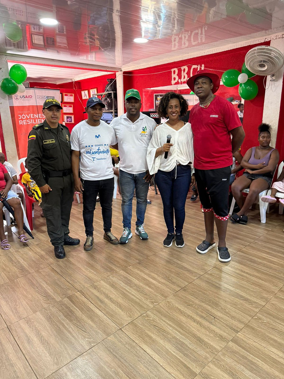 Entrega de Regalos a Niños del Barrio Reposo II