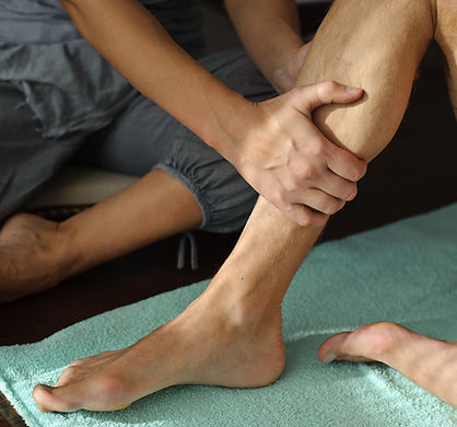 Physiothérapie sur la jambe