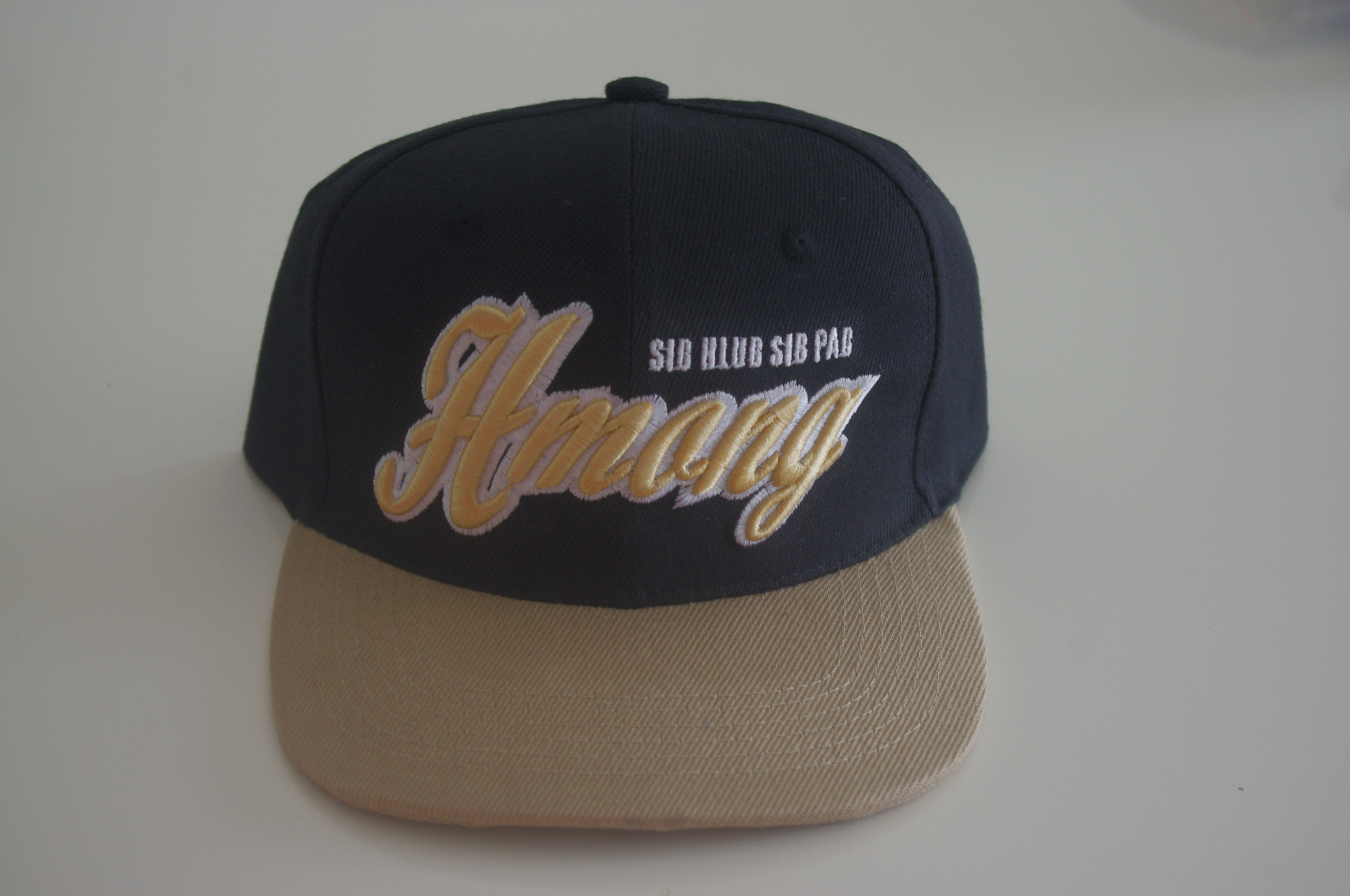 Casquette snapback Beige HMONG sib hlub sib pab