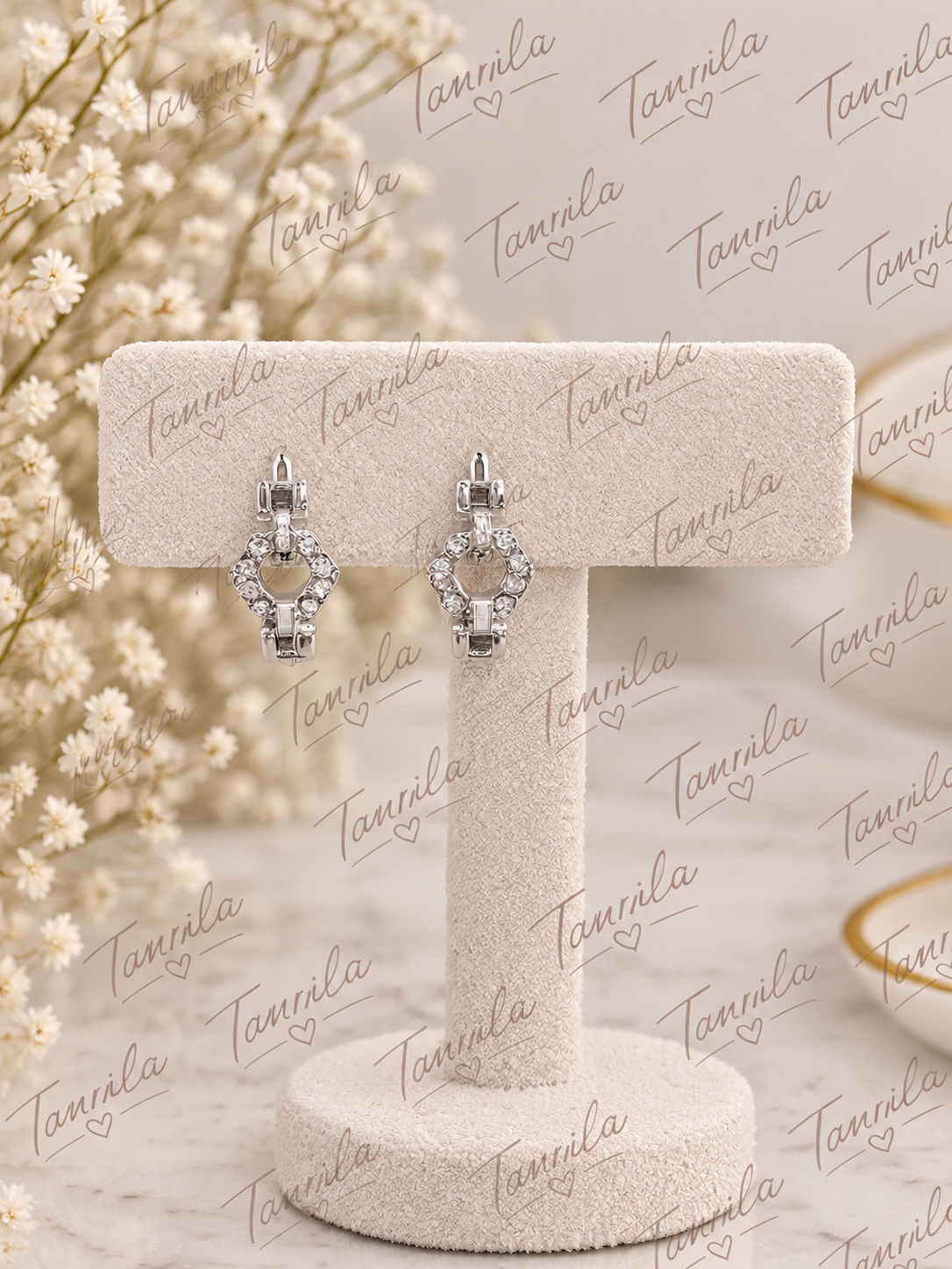 Pendientes Diana plateados de acero inoxidable 