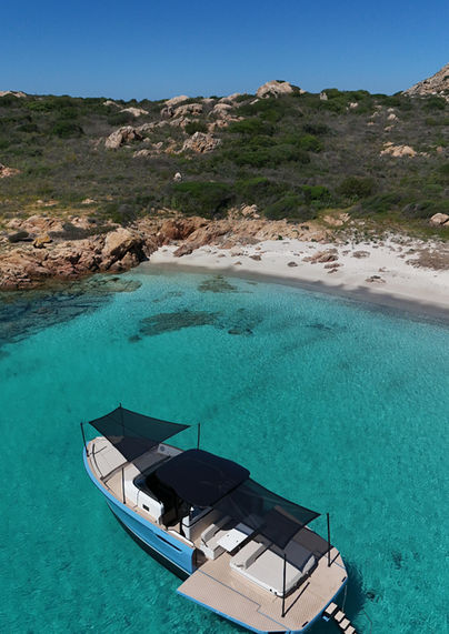 Bellini Astor 36 luxury yacht Sardinia