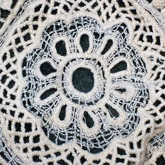 Thumbnail: Off White Floral Pattern Circular Sew On Applique