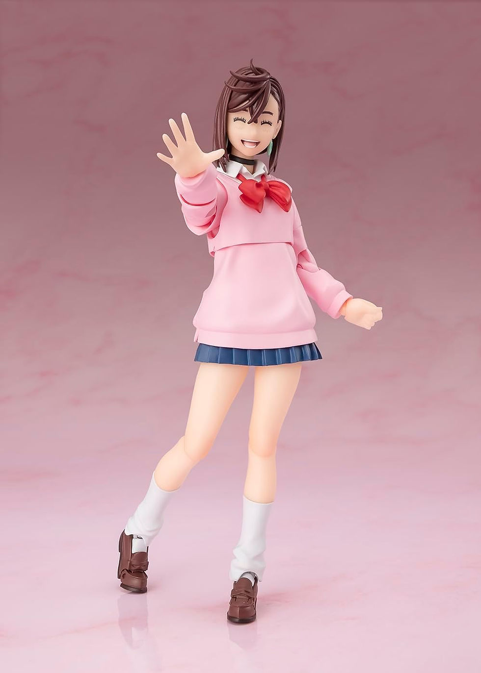 Thumbnail: Figura ShFiguarts Momo - Dan da dan