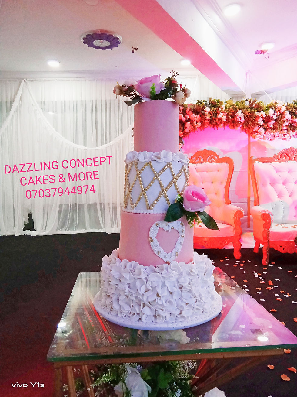 Thumbnail: Elegant Wedding Cake