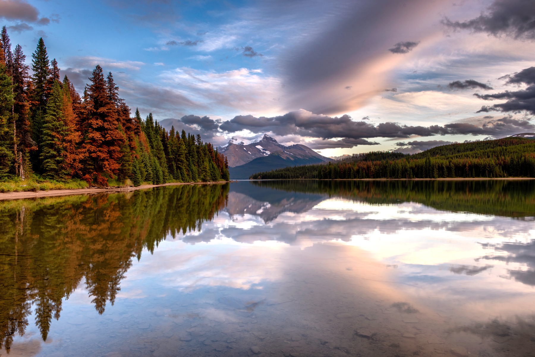 Maligne Lake 3, Canada