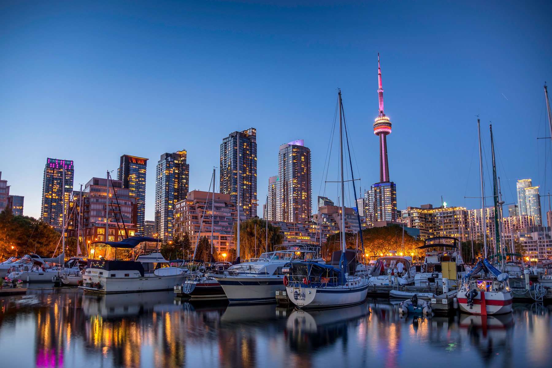 Toronto 5, Canada