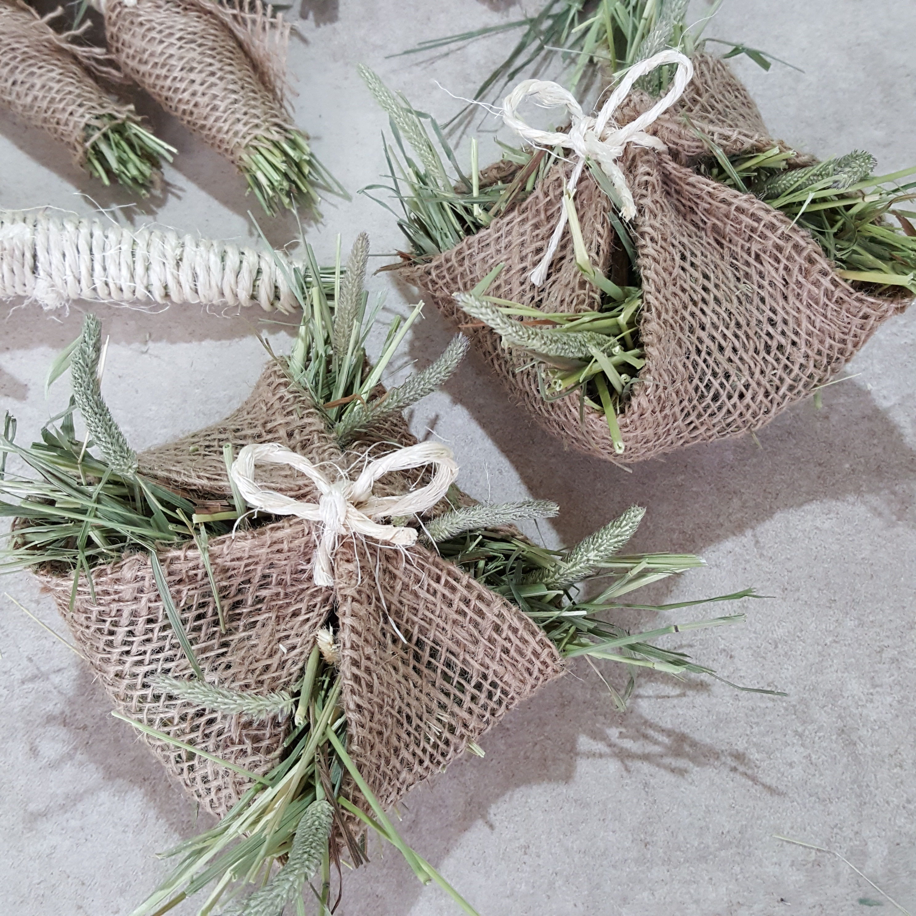 Hessian Hay Baskets Timothy Hay Treats - Handmade by Nature's Goodies
