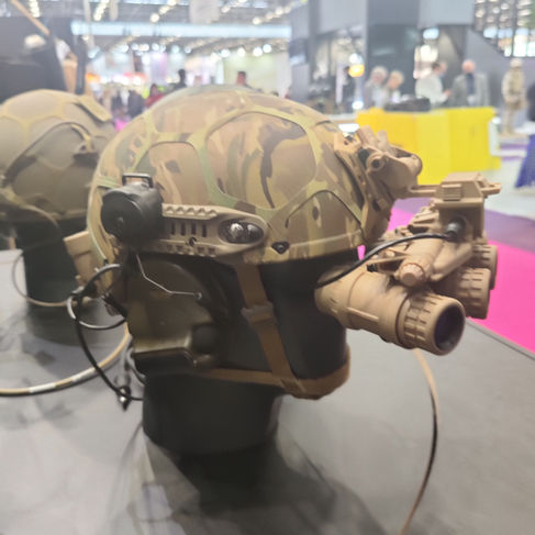 NFM Hjelm long rail attachment