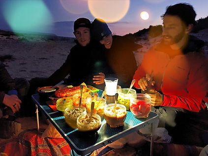 Finishing our hiking tour with food and wine: Algarve tapas under the stars.