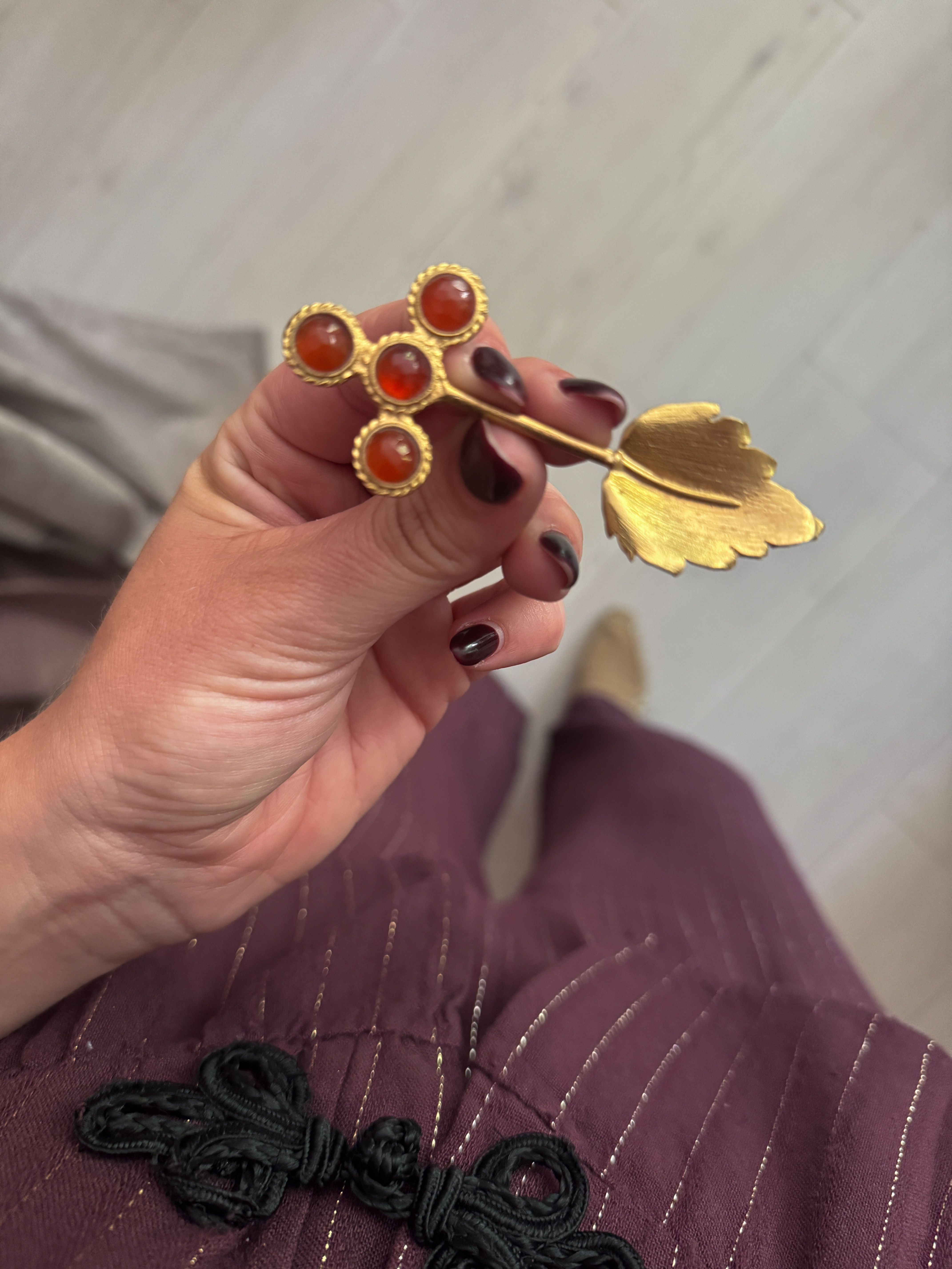 Broche rama coral especial 