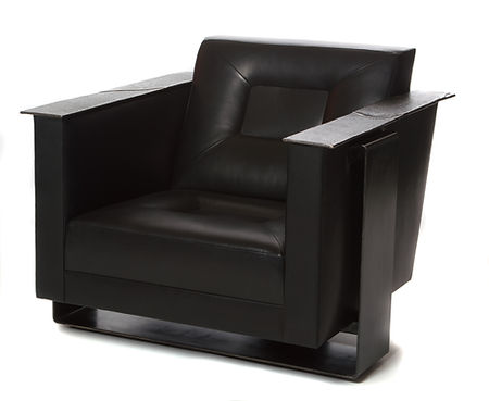 Domito Three Quarter.jpg