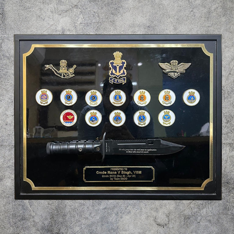 navy memento