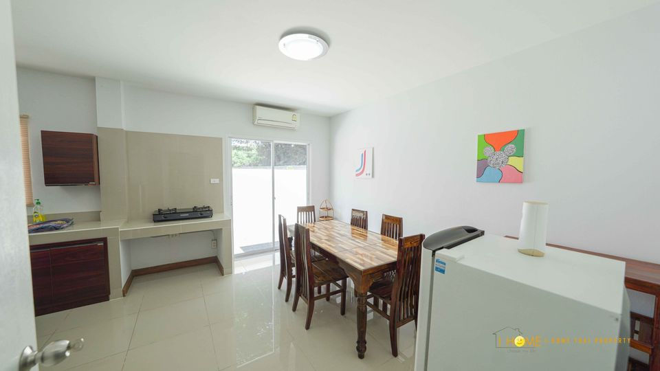 ภาพขนาดย่อ: ให้เช่าบ้านพูลวิลล่าพร้อมสวนกว้างๆ เดินทางสะดวก Luxury pool villa house for rent
