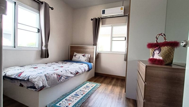 ภาพขนาดย่อ: ให้เช่าบ้านเดี่ยว 2 ชั้น โซนรวมโชค 2-stories house for rent Ruamchok areaar