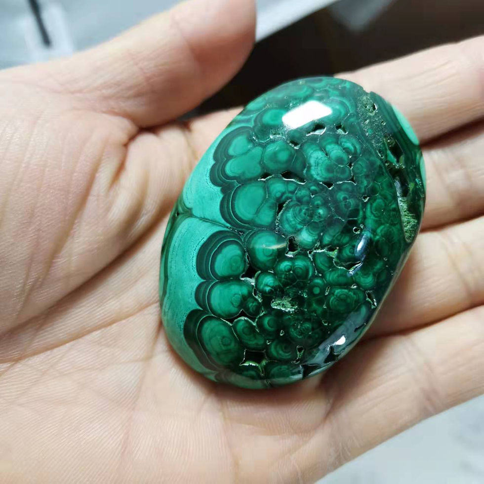 Thumbnail: Natural Malachite Palm Stone