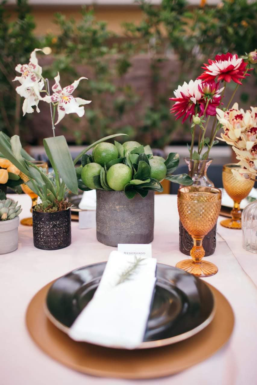 Decoración de mesa con fruta