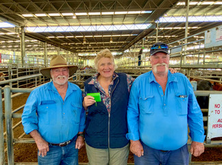 Ken Dickson, Merton, Jan Beer, Cheviot and Ian Brewster, Maindample