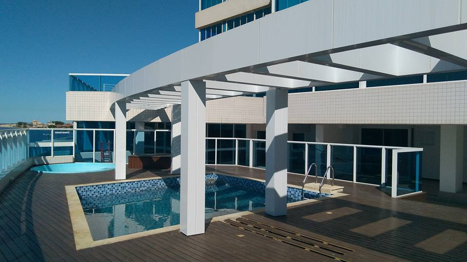 Pergolado curvo com Acm