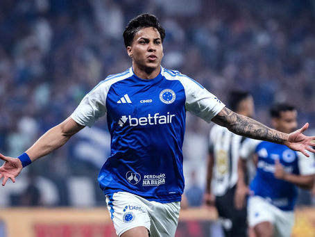 O Rugido do Fenômeno: Cruzeiro Vence o Vitória, Crava Libertadores e Entra na Briga Pelo Título do Brasileirão