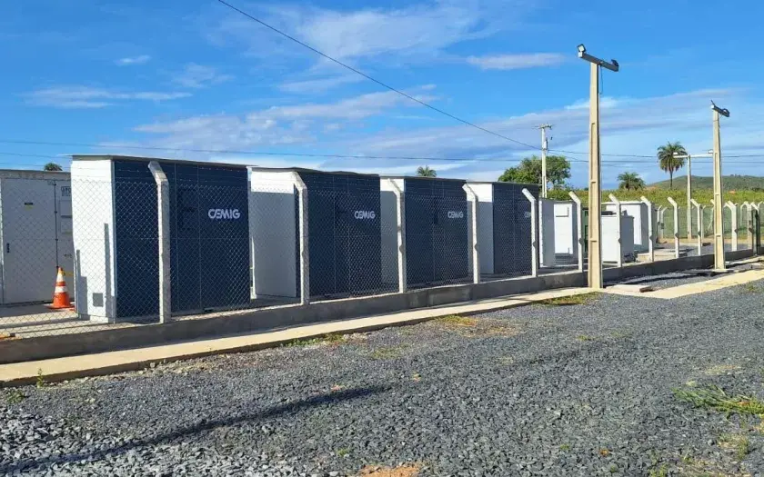 Cemig SIM Serra da Saudade: A Revolução da Microrede Inteligente no Menor Município do Brasil e seus Impactos no Agronegócio Mineiro